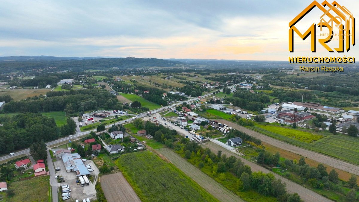 Działka budowlana w pierwszej linii zabudowy – 14 — zdjęcie 9