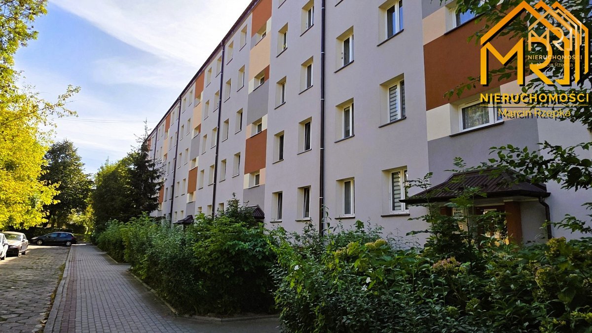 Kawalerka niespełna 20 m² do kapitalnego remontu
