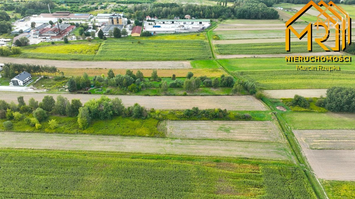 Sześć działek pod zabudowę – od 8 do 15 ar, blisko — zdjęcie 16
