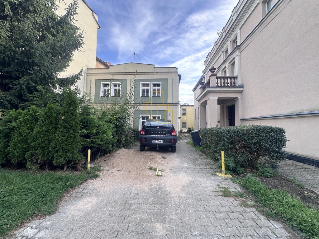 Budynek z 4 lokalami pod wynajem | centrum Jeleniej Góry