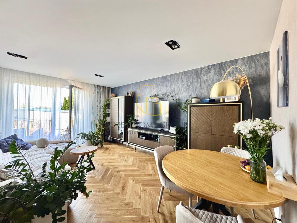 Luksusowe / kameralne osiedle / taras 42m + balkon / parking — zdjęcie 3
