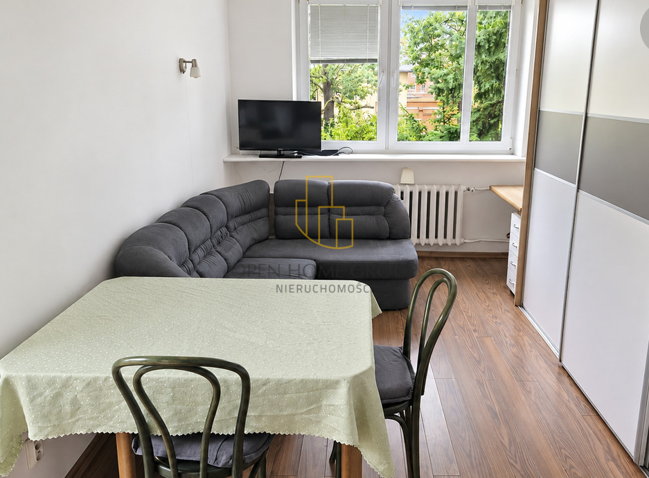 Centrum/ 3pok/ Spół. -włas./Balkon/1 pietro — zdjęcie 3