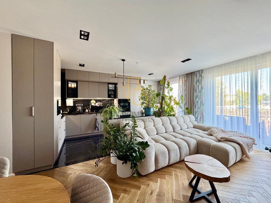 Luksusowe / kameralne osiedle / taras 42m + balkon / parking — zdjęcie 2