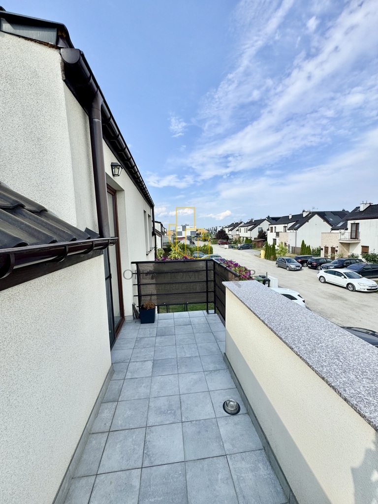 Ok Leśnica - balkon- ogród- strych- parking-3pokoje — zdjęcie 8