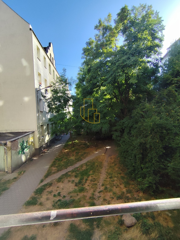 Przestronne 3-pokojowe mieszkanie z balkonem — zdjęcie 19