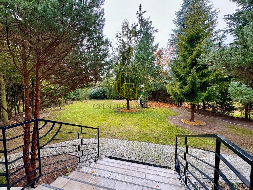 Krzyki / Willa z ogrodem / Park Grabiszyński — zdjęcie 12