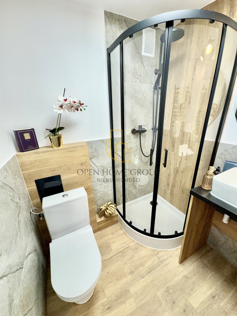 Top-Grabiszyńska-kawalerka-balkon-piwnica-po remoncie — zdjęcie 9