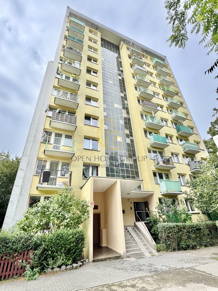 Top-Grabiszyńska-kawalerka-balkon-piwnica-po remoncie — zdjęcie 12