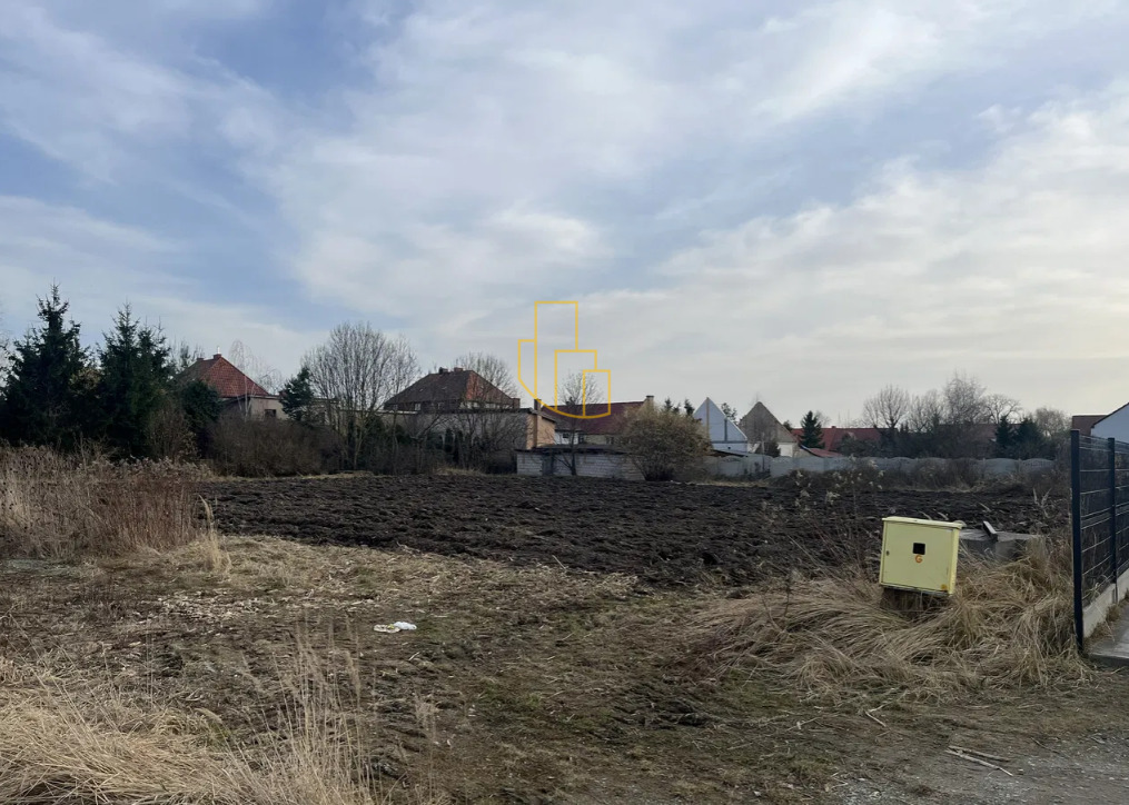 Żerniki Wrocławskie, działka budowlana 1305 m2 — zdjęcie 3